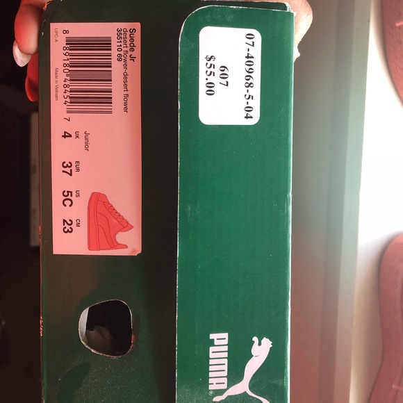 Puma suede excellent condition size 5 - Picture 2 of 3